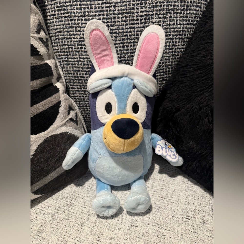 NWT Bluey and Bingo plush bundle - Picture 3 of 4